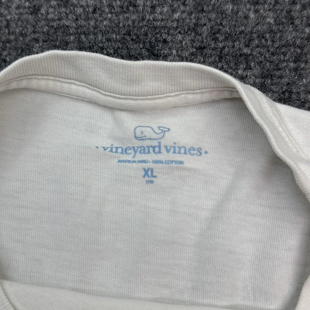 Vineyard Vines T Shirt Youth Size XL White Long‎ Sleeve Double Sided Pocket Tee